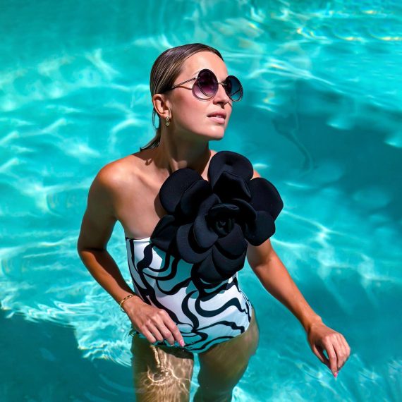 Three-Dimensional Flower One-Piece Swimsuit for Women - Image 2